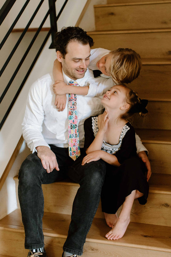 Rad Dad Coloring Tie *markers sold separately