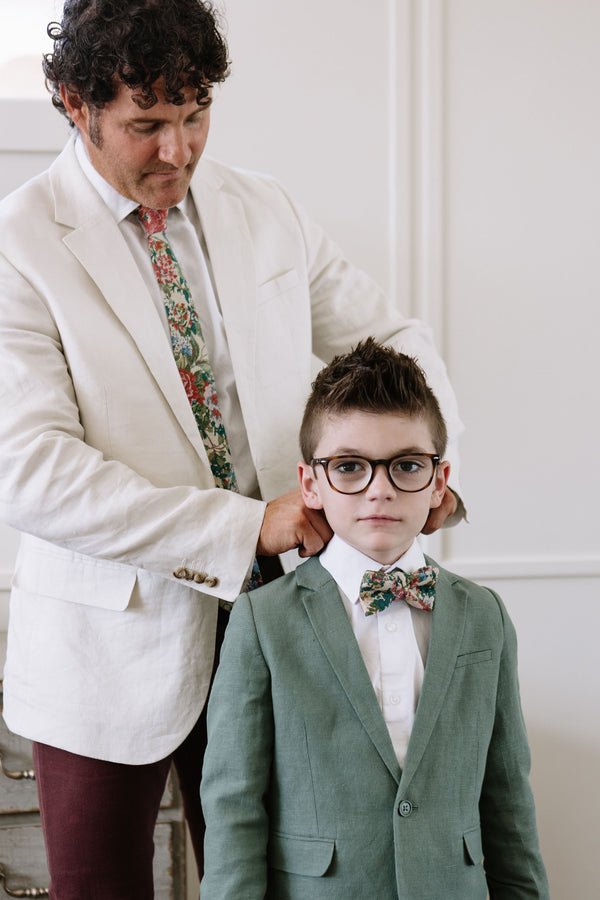 Gran's House Men's Tie