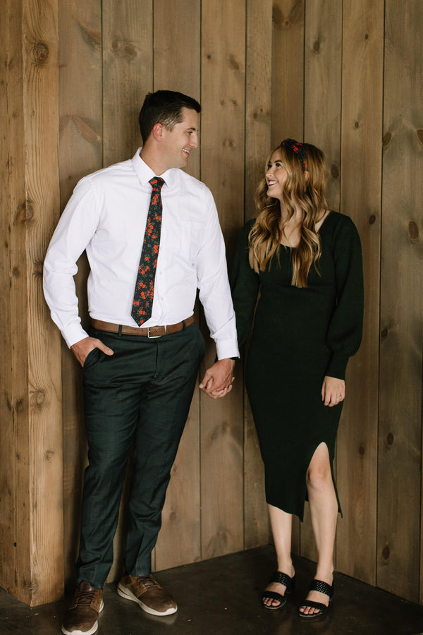 Red Hot Floral Mens Tie Mens Modern - 2.5" wide x 58" long