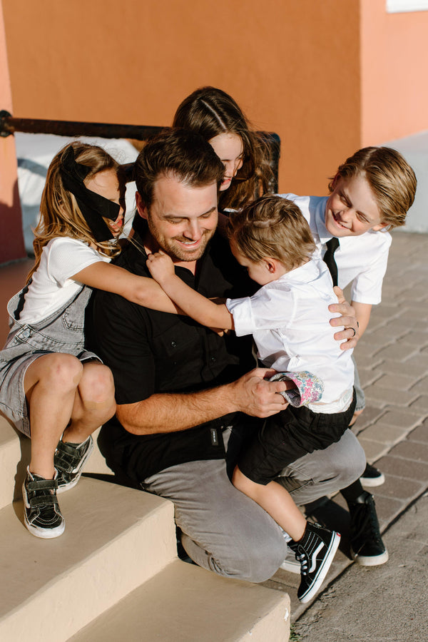 Rad FLORAL Coloring Tie *markers sold separately