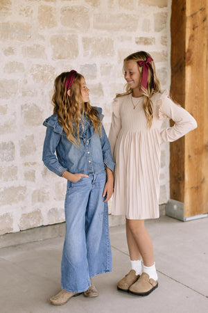 Barret Lady Hair Bow Lady Hair Bow 4"x7.5"