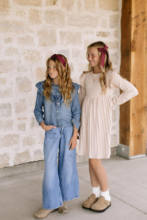 Barret Lady Hair Bow Lady Hair Bow 4"x7.5"