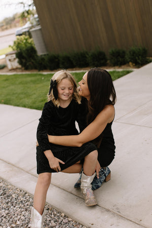 Men in Black Darling Hair Bow Darling Hair Bow 4”x5”