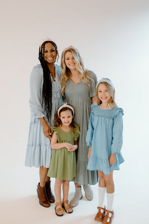 Blushing Knotted Headband