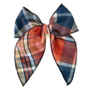 Plymouth Darling Hair Bow Darling Hair Bow 4"x5"